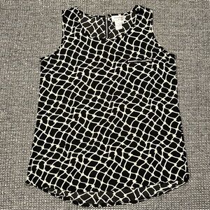 Raindrops by Papillion Black and White Patterned Women's Blouse